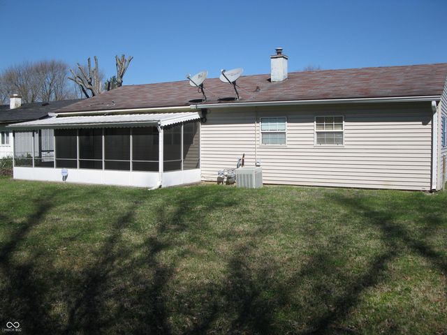 9613 E 39th Place, Indianapolis, IN 46235