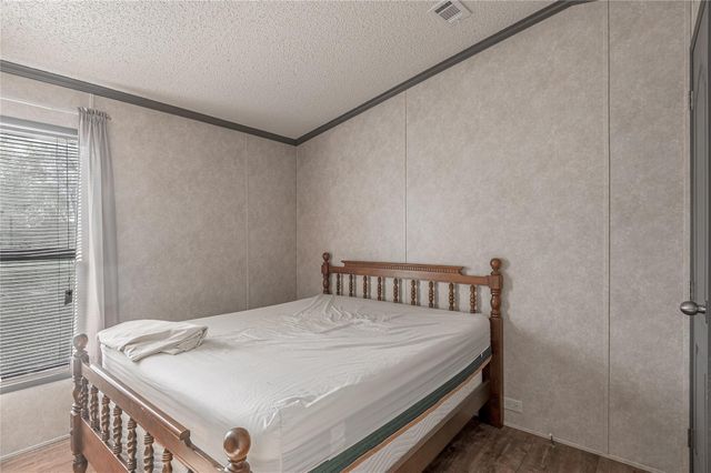 457 W 4th Street, Groveton, TX 75845