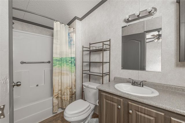 457 W 4th Street, Groveton, TX 75845