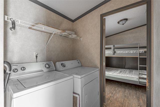 457 W 4th Street, Groveton, TX 75845