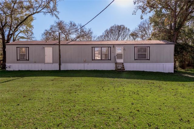 457 W 4th Street, Groveton, TX 75845