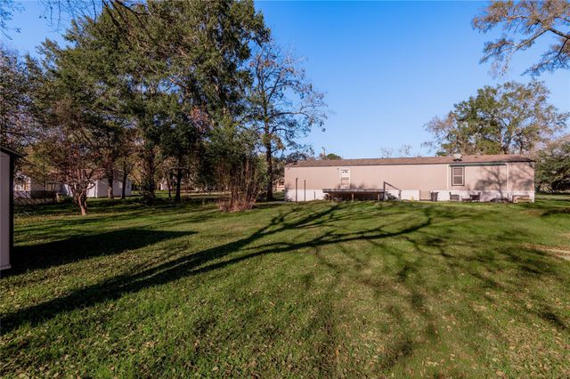 457 W 4th Street, Groveton, TX 75845