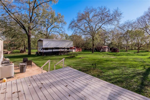 457 W 4th Street, Groveton, TX 75845