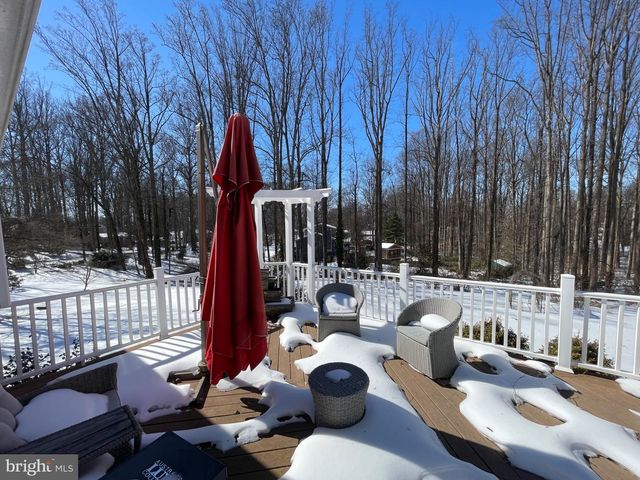 5300 SUMMIT DR, Fairfax, VA 22030