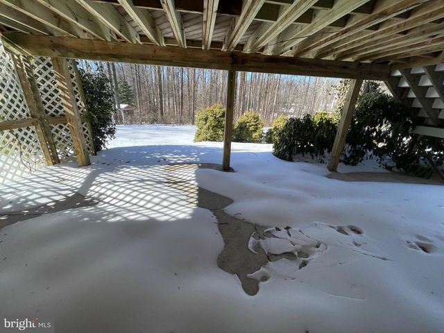 5300 SUMMIT DR, Fairfax, VA 22030