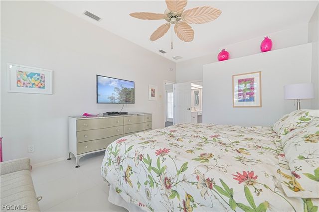 3681 Lakemont DR, Bonita Springs, FL 34134