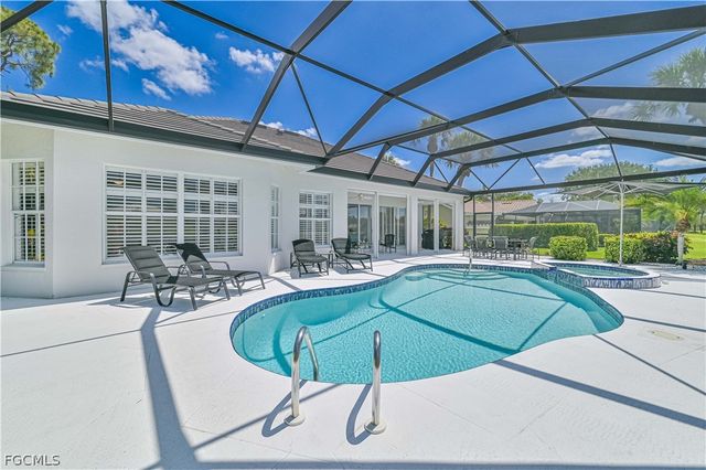 3681 Lakemont DR, Bonita Springs, FL 34134