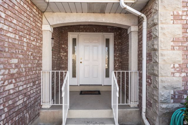 237 S RIDGEVIEW DR, Orem, UT 84058