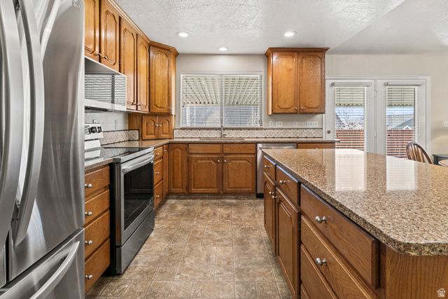 237 S RIDGEVIEW DR, Orem, UT 84058