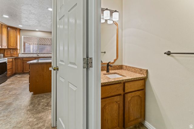 237 S RIDGEVIEW DR, Orem, UT 84058