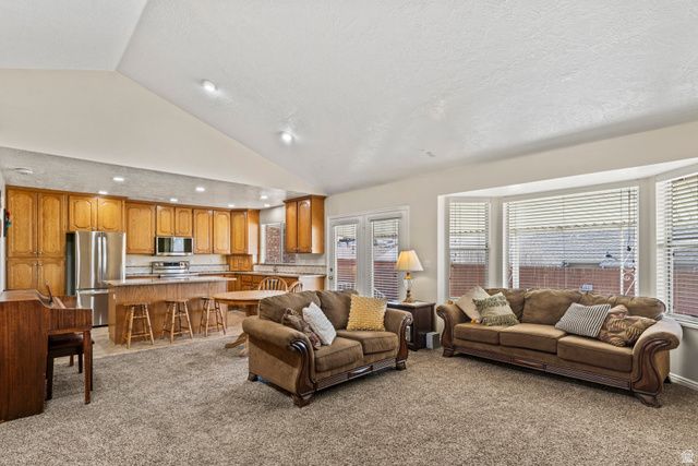 237 S RIDGEVIEW DR, Orem, UT 84058