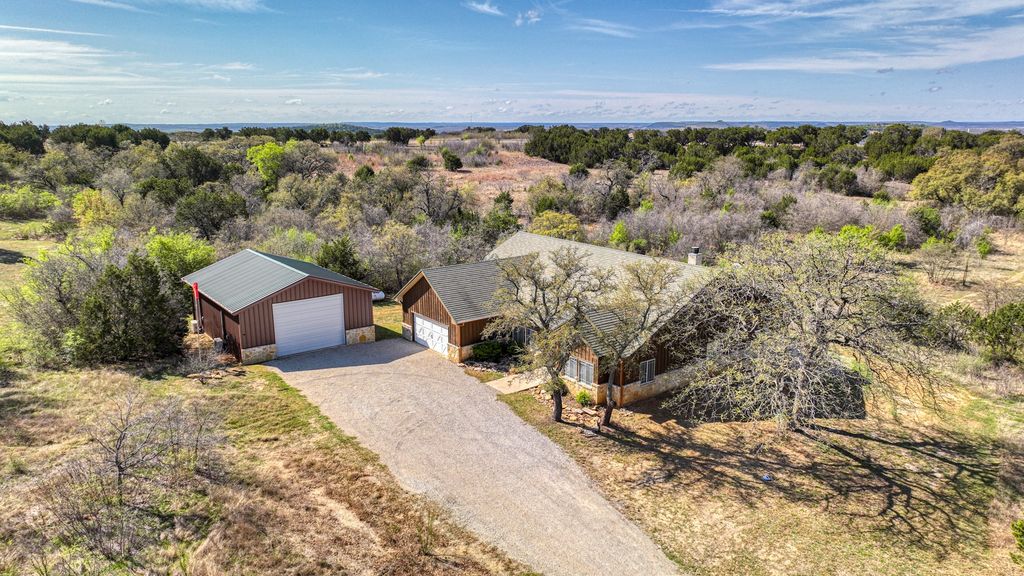 3022 Canyon Wren Loop, Possum Kingdom Lake, TX 76449