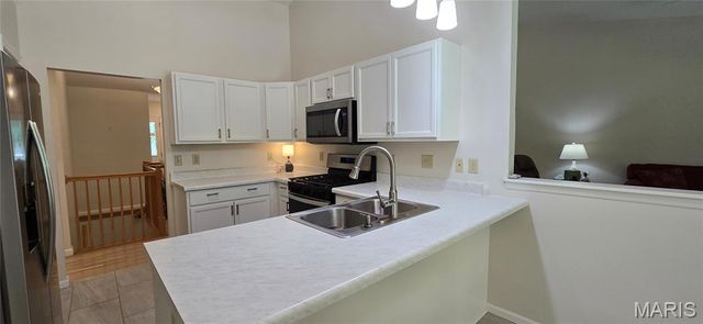 30 Sterling Pointe Drive 22A, St Charles, MO 63301