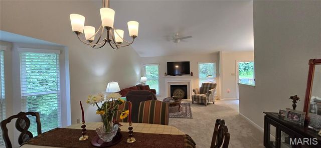 30 Sterling Pointe Drive 22A, St Charles, MO 63301