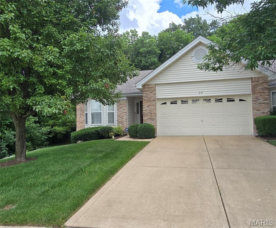 30 Sterling Pointe Drive 22A, St Charles, MO 63301