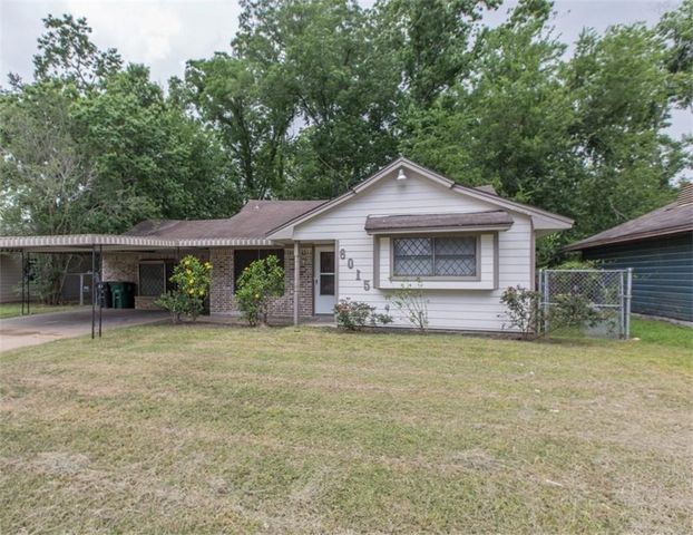 6015 Langley Road, Houston, TX 77016