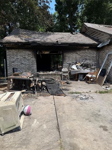 6015 Langley Road, Houston, TX 77016