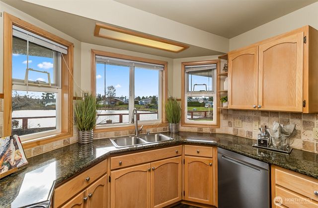 5479 Salish Road, Blaine, WA 98230