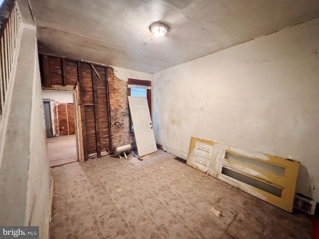 3158 AMBER ST, Philadelphia, PA 19134