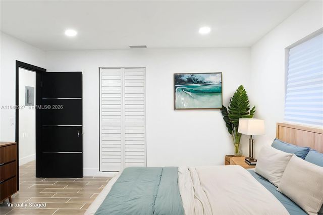 2496 SW 8th Street, Fort Lauderdale, FL 33312