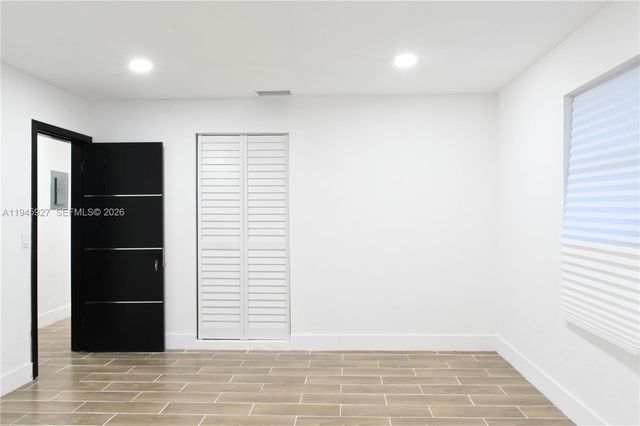 2496 SW 8th Street, Fort Lauderdale, FL 33312