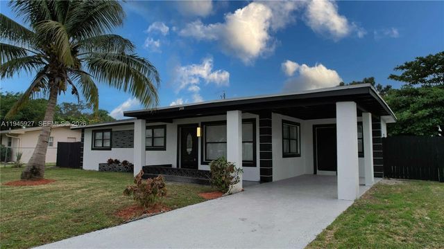 2496 SW 8th Street, Fort Lauderdale, FL 33312