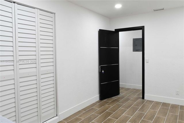 2496 SW 8th Street, Fort Lauderdale, FL 33312