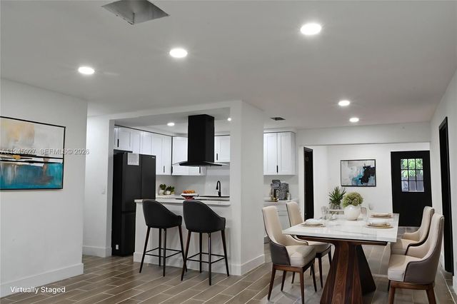 2496 SW 8th Street, Fort Lauderdale, FL 33312