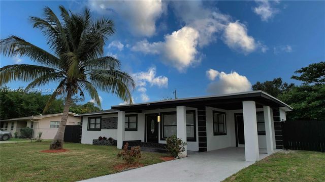 2496 SW 8th Street, Fort Lauderdale, FL 33312