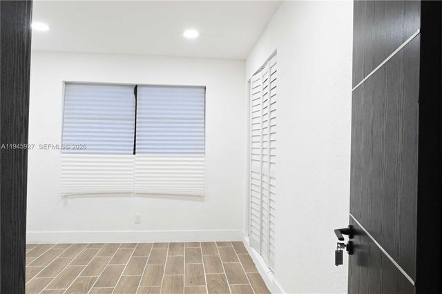 2496 SW 8th Street, Fort Lauderdale, FL 33312