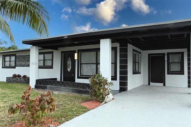2496 SW 8th Street, Fort Lauderdale, FL 33312