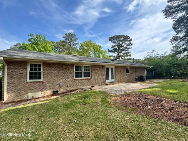 1311 Briarwood Drive NW, Wilson, NC 27896