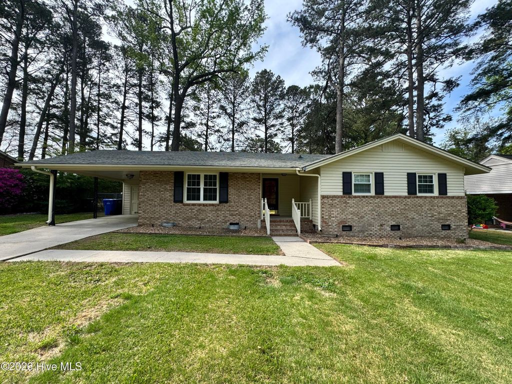 1311 Briarwood Drive NW, Wilson, NC 27896