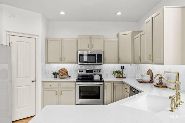 4172 E Trekker Rim Dr, Boise, ID 83716