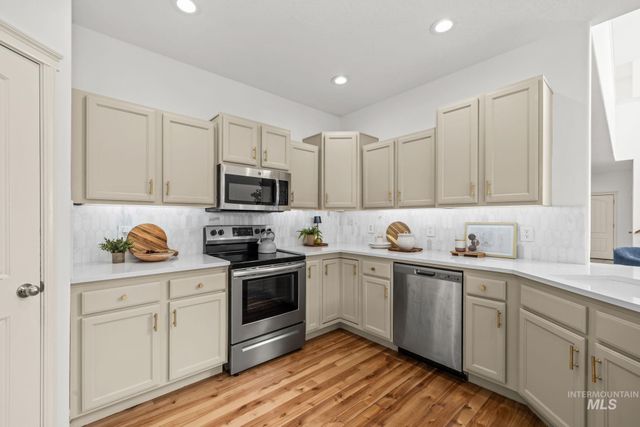 4172 E Trekker Rim Dr, Boise, ID 83716