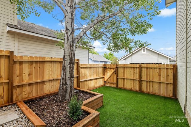 4172 E Trekker Rim Dr, Boise, ID 83716