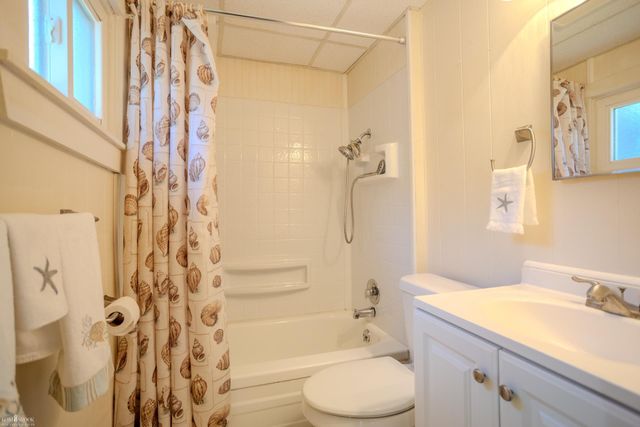 520 E Comstock Street, Owosso, MI 48867