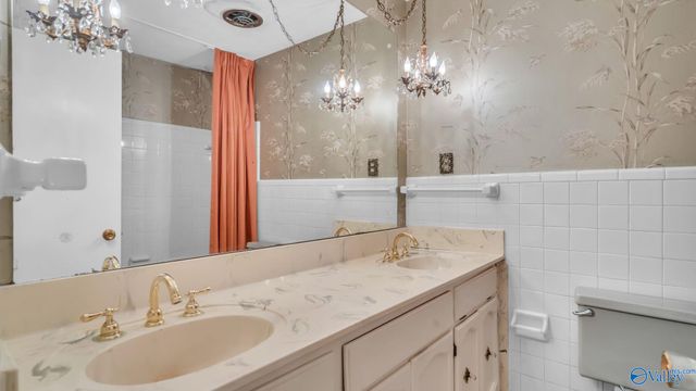 137 Bridlewood Drive, Gadsden, AL 35901