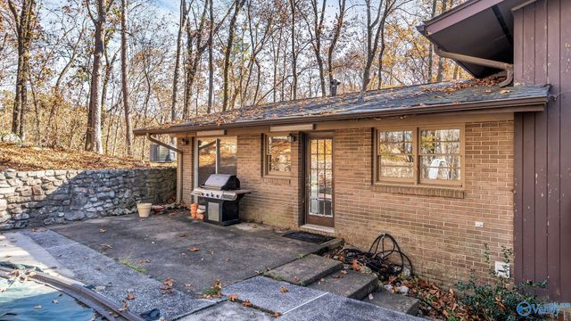 137 Bridlewood Drive, Gadsden, AL 35901