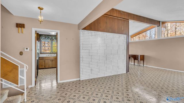 137 Bridlewood Drive, Gadsden, AL 35901