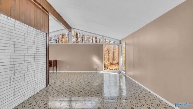 137 Bridlewood Drive, Gadsden, AL 35901