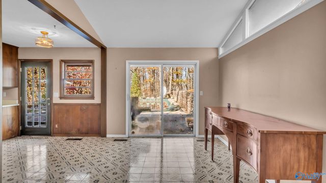 137 Bridlewood Drive, Gadsden, AL 35901