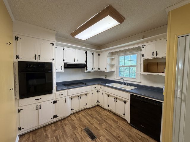 1015 Kelly Blvd, Westmoreland, TN 37186