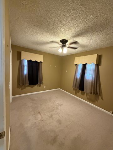 1015 Kelly Blvd, Westmoreland, TN 37186