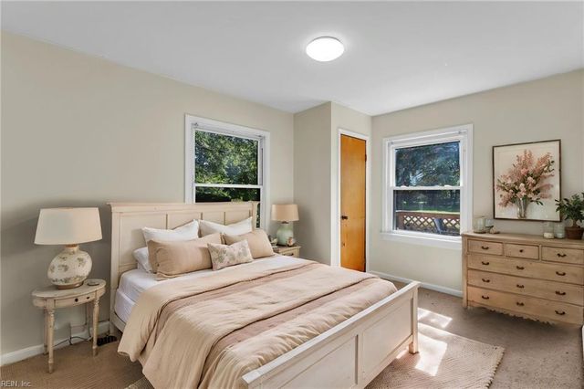 607 Warwickshire CT, Newport News, VA 23607