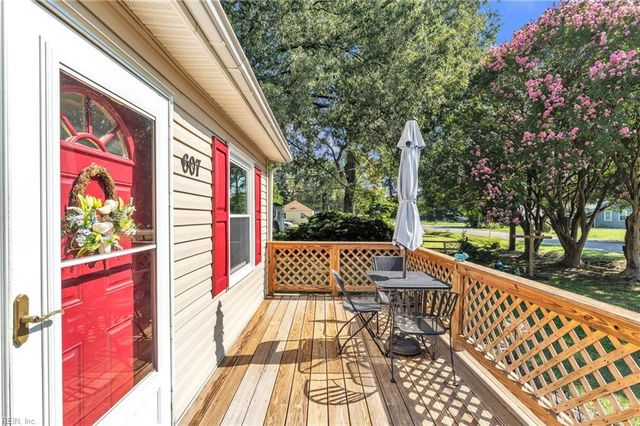 607 Warwickshire CT, Newport News, VA 23607