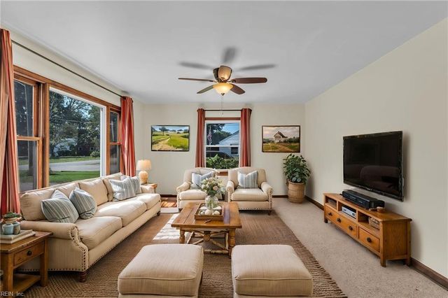 607 Warwickshire CT, Newport News, VA 23607