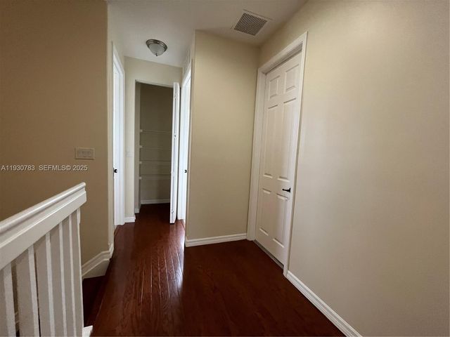 9165 SW 36th Mnr, Miramar, FL 33025