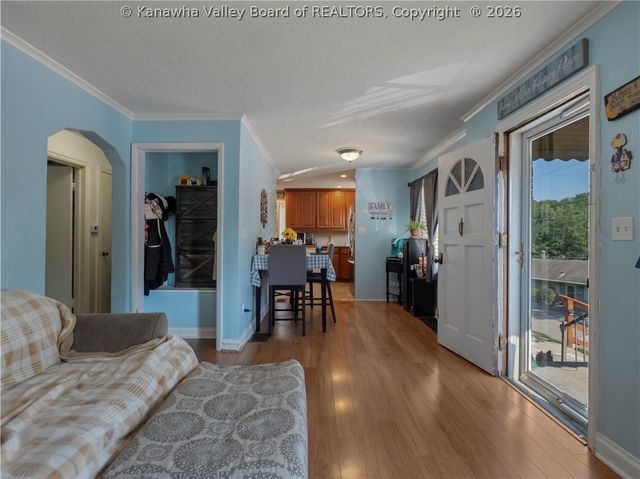 2743 Daniels Avenue, South Charleston, WV 25303