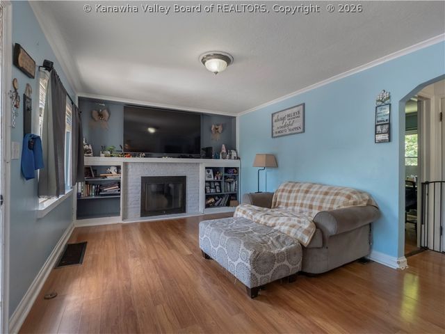 2743 Daniels Avenue, South Charleston, WV 25303